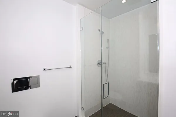 $6,700 | 3009 M Street Northwest, Unit 2, Washington, DC 20007