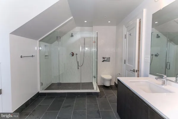 $6,700 | 3009 M Street Northwest, Unit 2, Washington, DC 20007