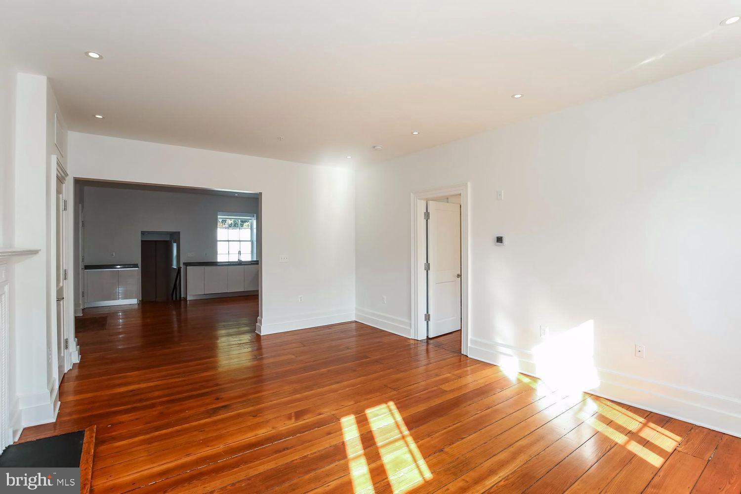 3009 M Street Northwest, Unit 2 Washington, DC 20007 - Photo 9 of 26