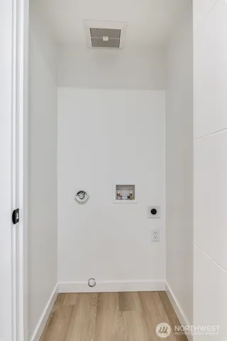 $799,995 | 12023 80th Avenue South, Seattle, WA 98178