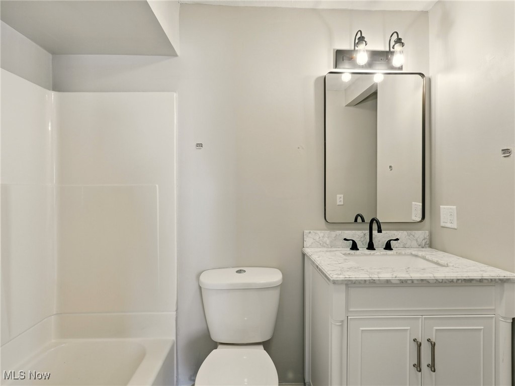 1171 Holcomb Road Jefferson, OH 44047 - Photo 14 of 30 1st floor main bath