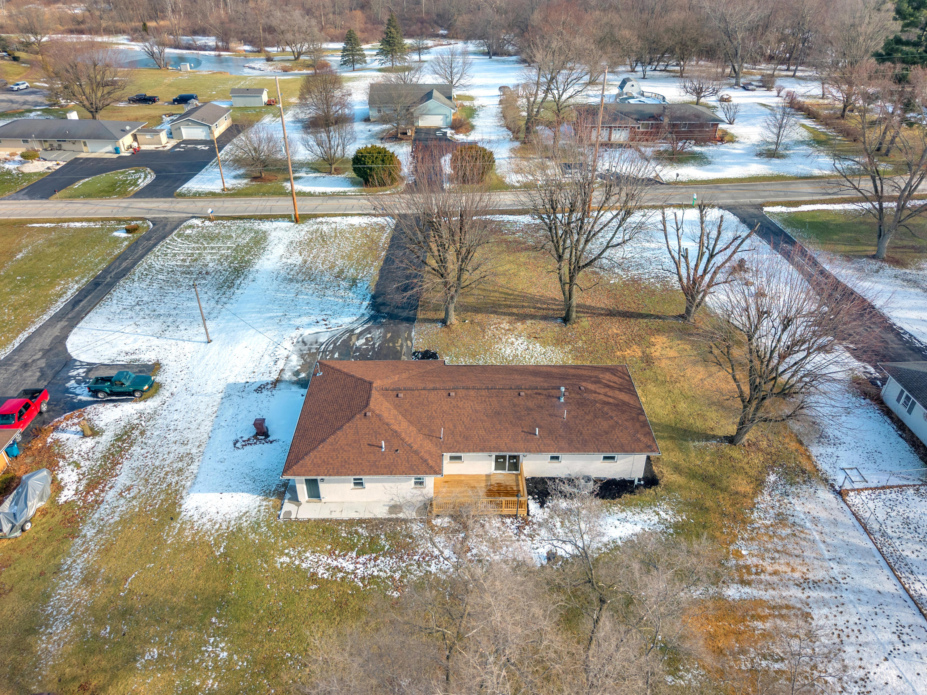 1952 Hayes Leonard Road Valparaiso, IN 46385 - Photo 5 of 32 3000x2248