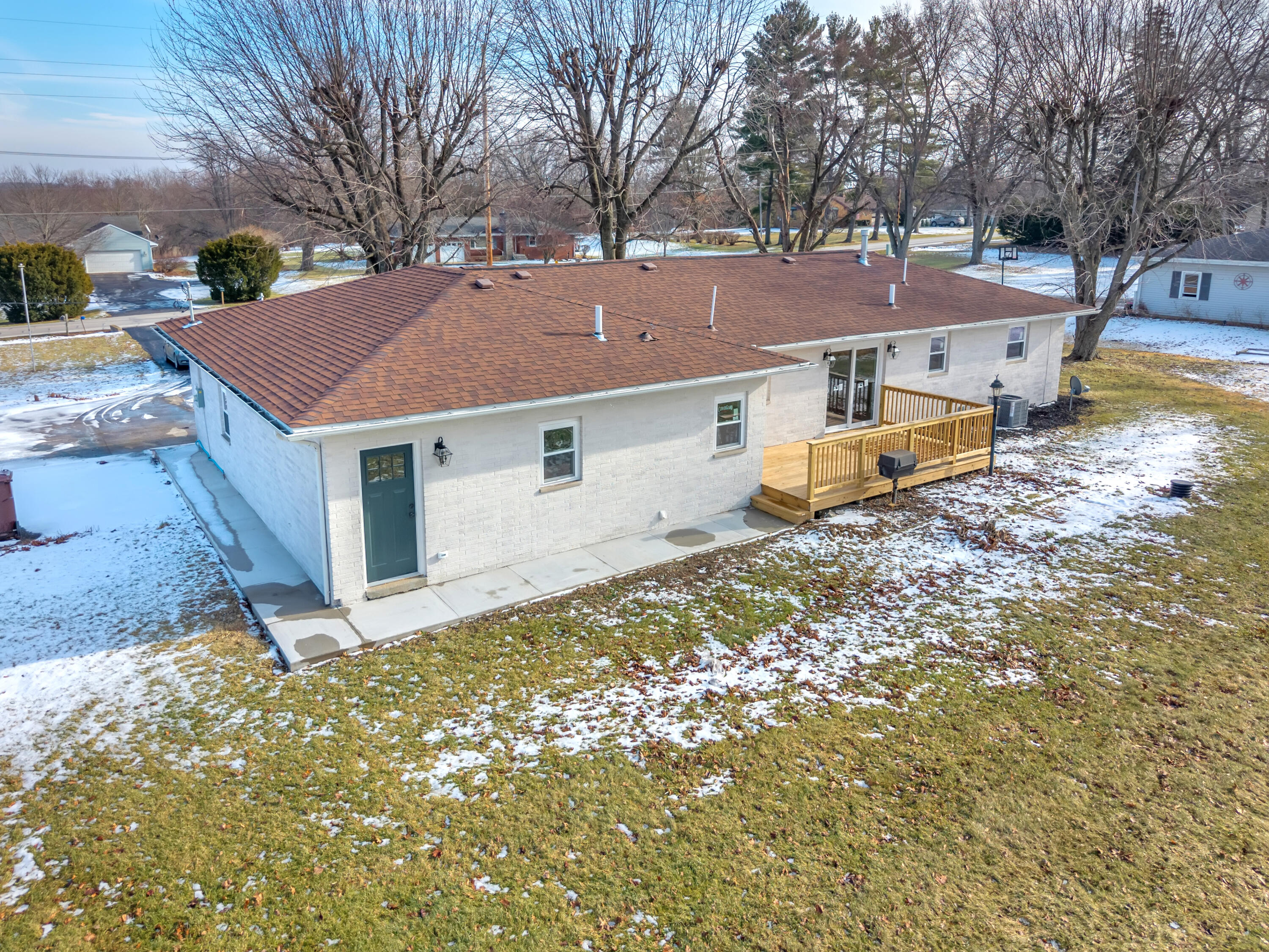 1952 Hayes Leonard Road Valparaiso, IN 46385 - Photo 7 of 32 3000x2250