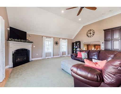 197 Catamount Road Tewksbury, MA 01876 - Photo 13 of 29 Gallery Image 13