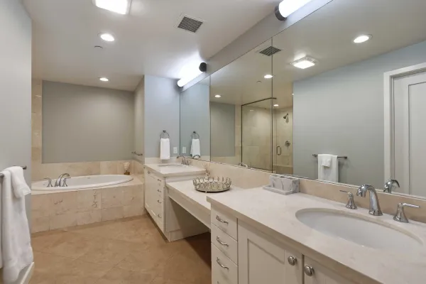 $12,000 | 5430 La Jolla Boulevard, Unit C202, La Jolla, CA 92037