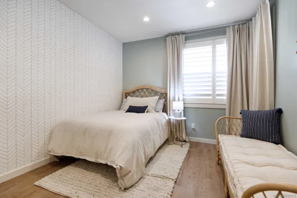 $12,000 | 5430 La Jolla Boulevard, Unit C202, La Jolla, CA 92037