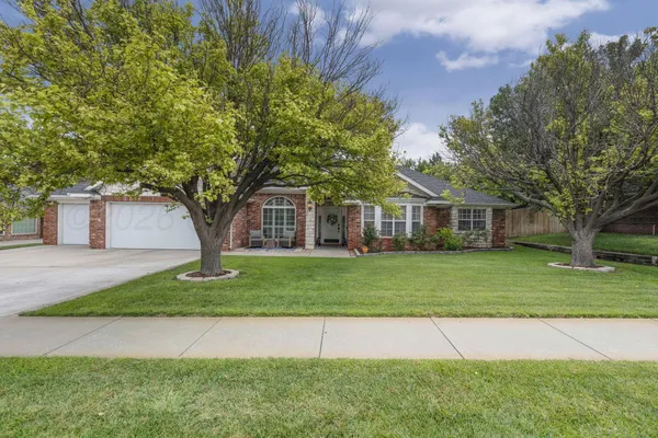 $429,900 | 305 Loma Linda Lane, Borger, TX 79007
