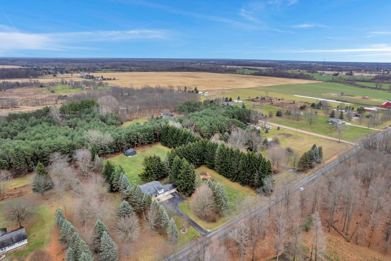 2345 South Durand Road Lennon, MI 48449 - Photo 56 of 62 50095771-55.JPG