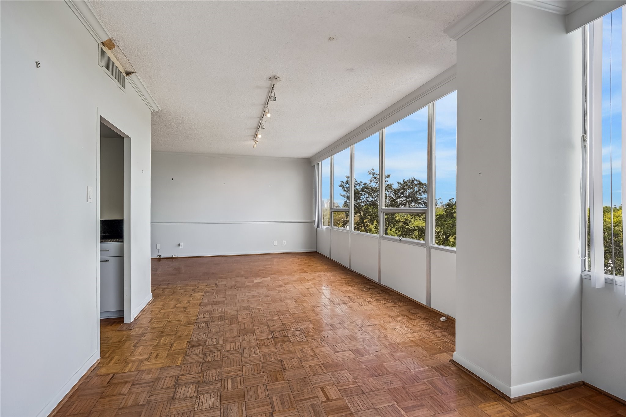 2701 Westheimer Road, Unit 5GH Houston, TX 77098 - Photo 11 of 24