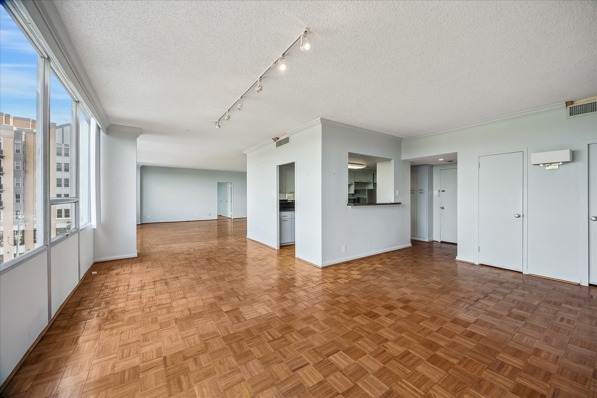 2701 Westheimer Road, Unit 5GH Houston, TX 77098 - Photo 15 of 24