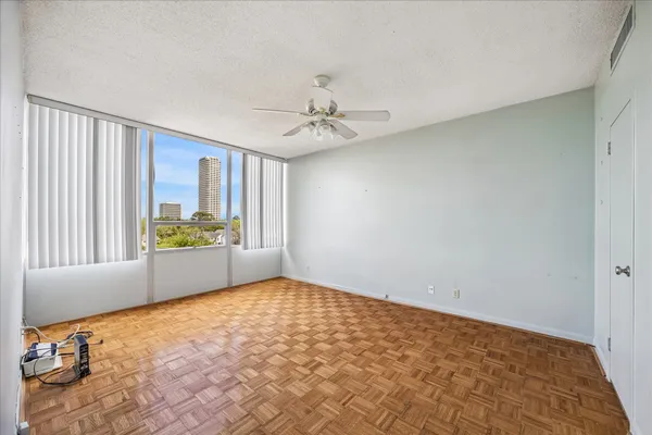 $530,000 | 2701 Westheimer Road, Unit 5GH, Houston, TX 77098