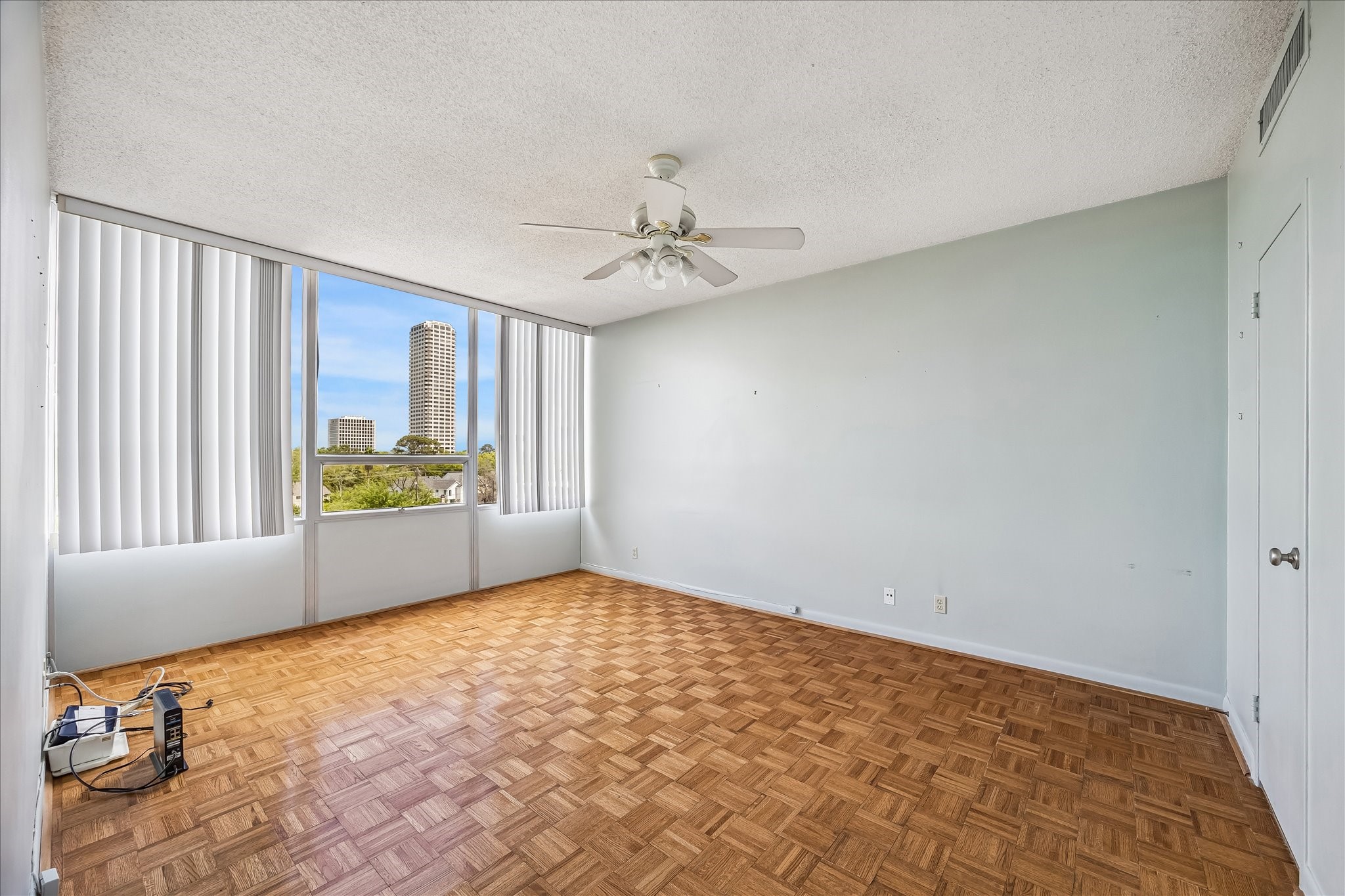 2701 Westheimer Road, Unit 5GH Houston, TX 77098 - Photo 17 of 24