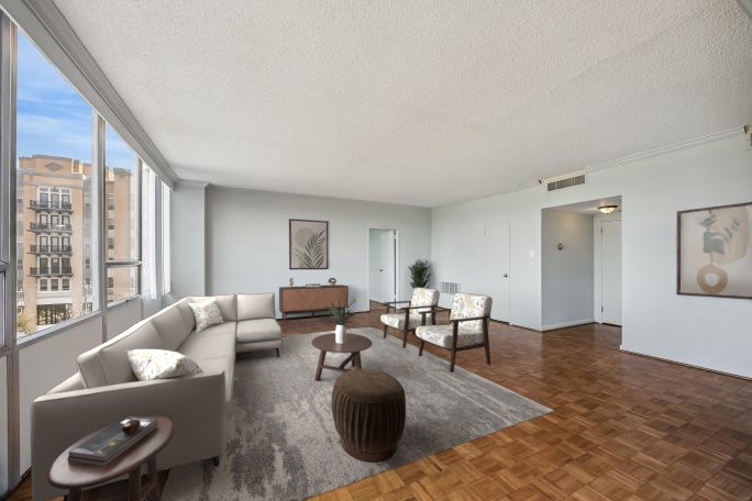 2701 Westheimer Road, Unit 5GH Houston, TX 77098 - Photo 8 of 24 Living Room