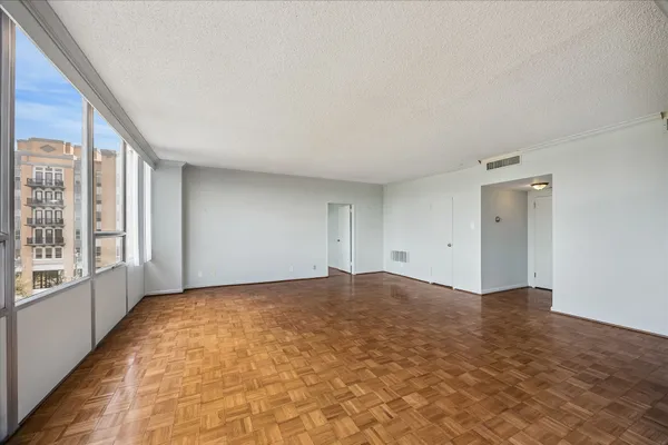 $530,000 | 2701 Westheimer Road, Unit 5GH, Houston, TX 77098