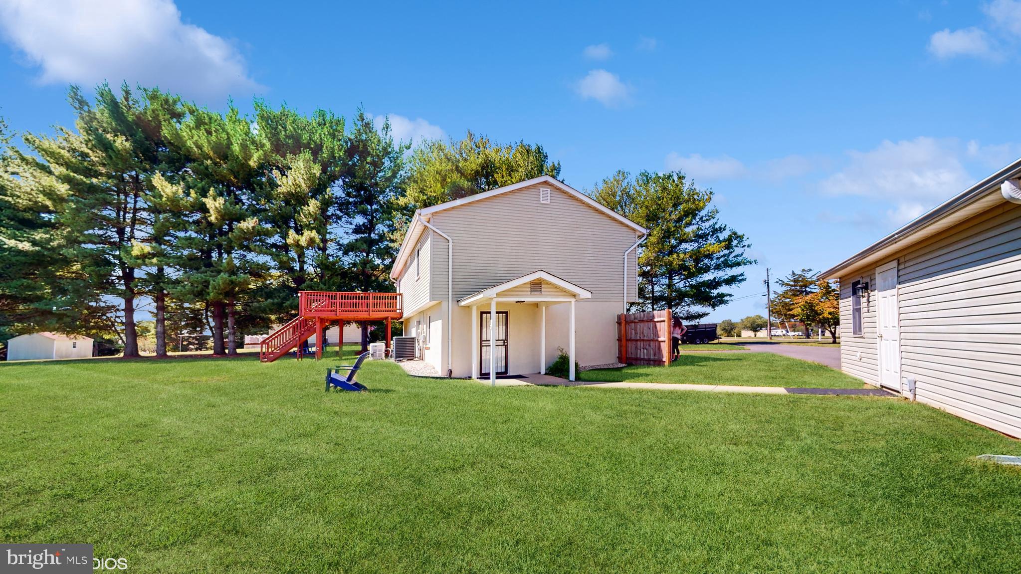 7279 Covingtons Corner Road Bealeton, VA 22712 - Photo 30 of 41 Side Entrance! Welcome Home!