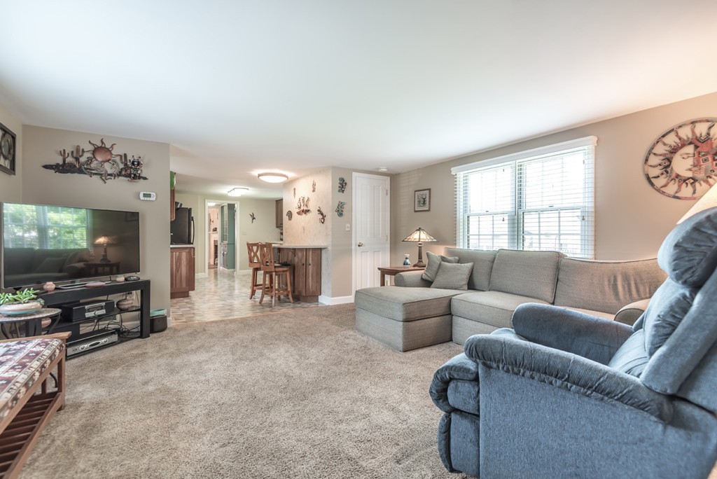 51 West Woodbridge Road North Andover, MA 01845 - Photo 11 of 30 Gallery Image 11