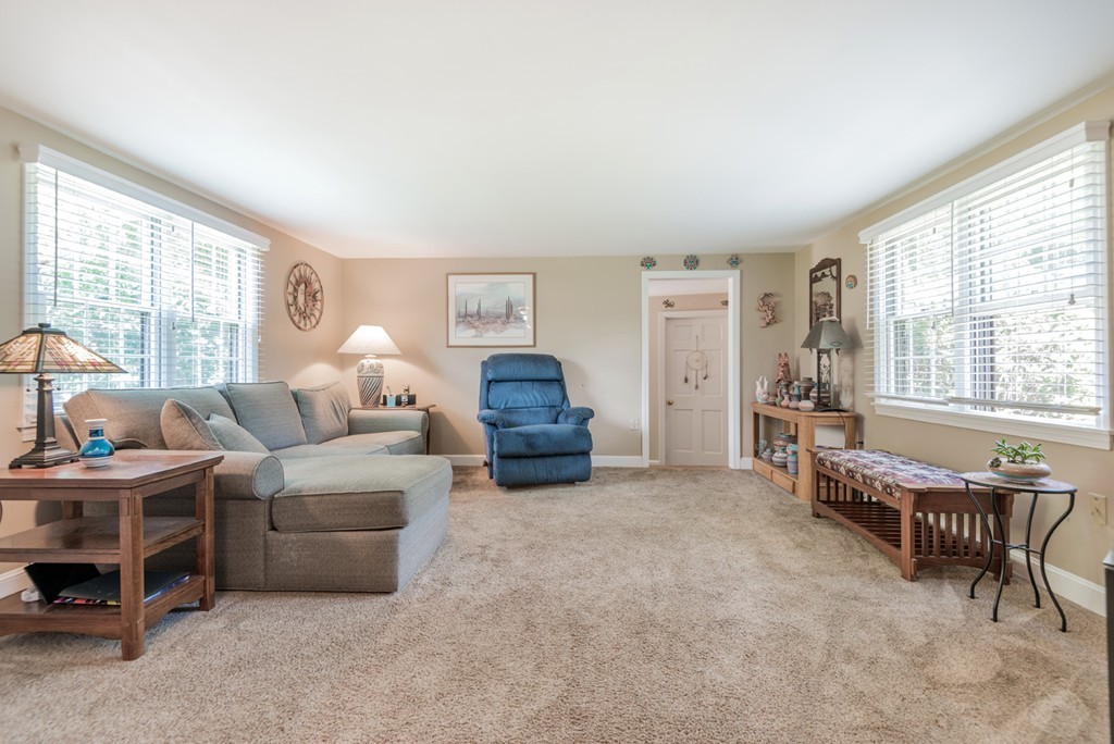51 West Woodbridge Road North Andover, MA 01845 - Photo 10 of 30 Gallery Image 10