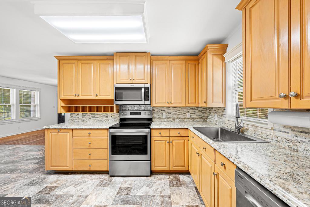107 Schaefer Court Toccoa, GA 30577 - Photo 9 of 23