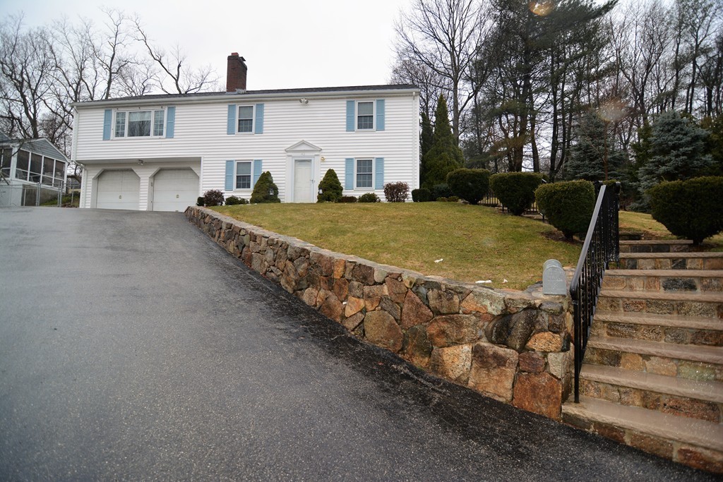 42 Robinhood Road Winchester, MA 01890 - Photo 29 of 29 Gallery Image 29