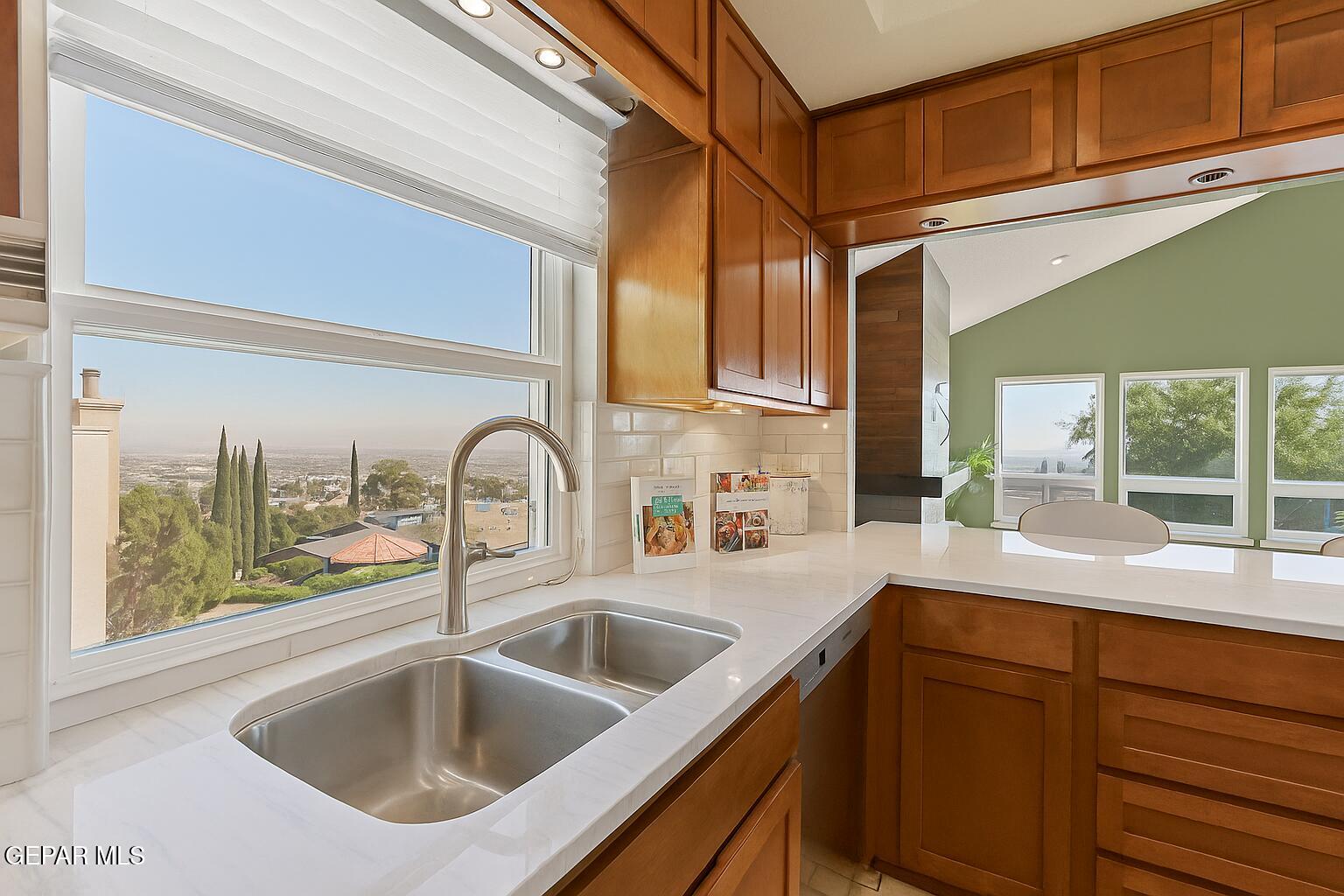 3238 Stone Edge Road El Paso, TX 79904 - Photo 13 of 66 ChatGPT Image Nov 13, 2025, 04_52_07 PM