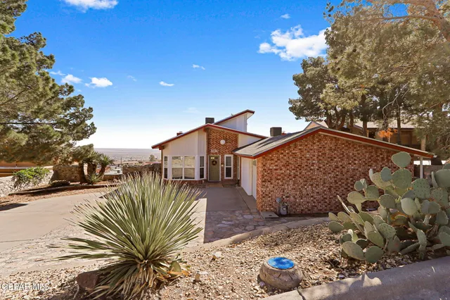 $465,000 | 3238 Stone Edge Road, El Paso, TX 79904