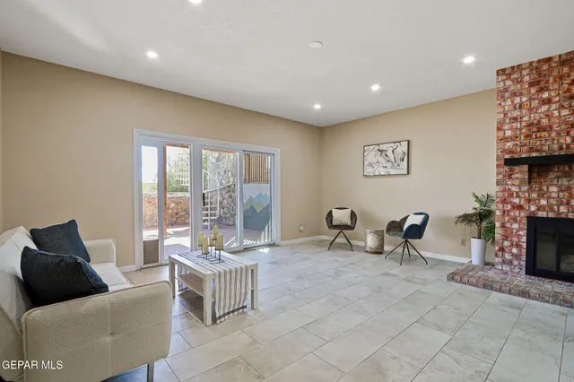 $465,000 | 3238 Stone Edge Road, El Paso, TX 79904