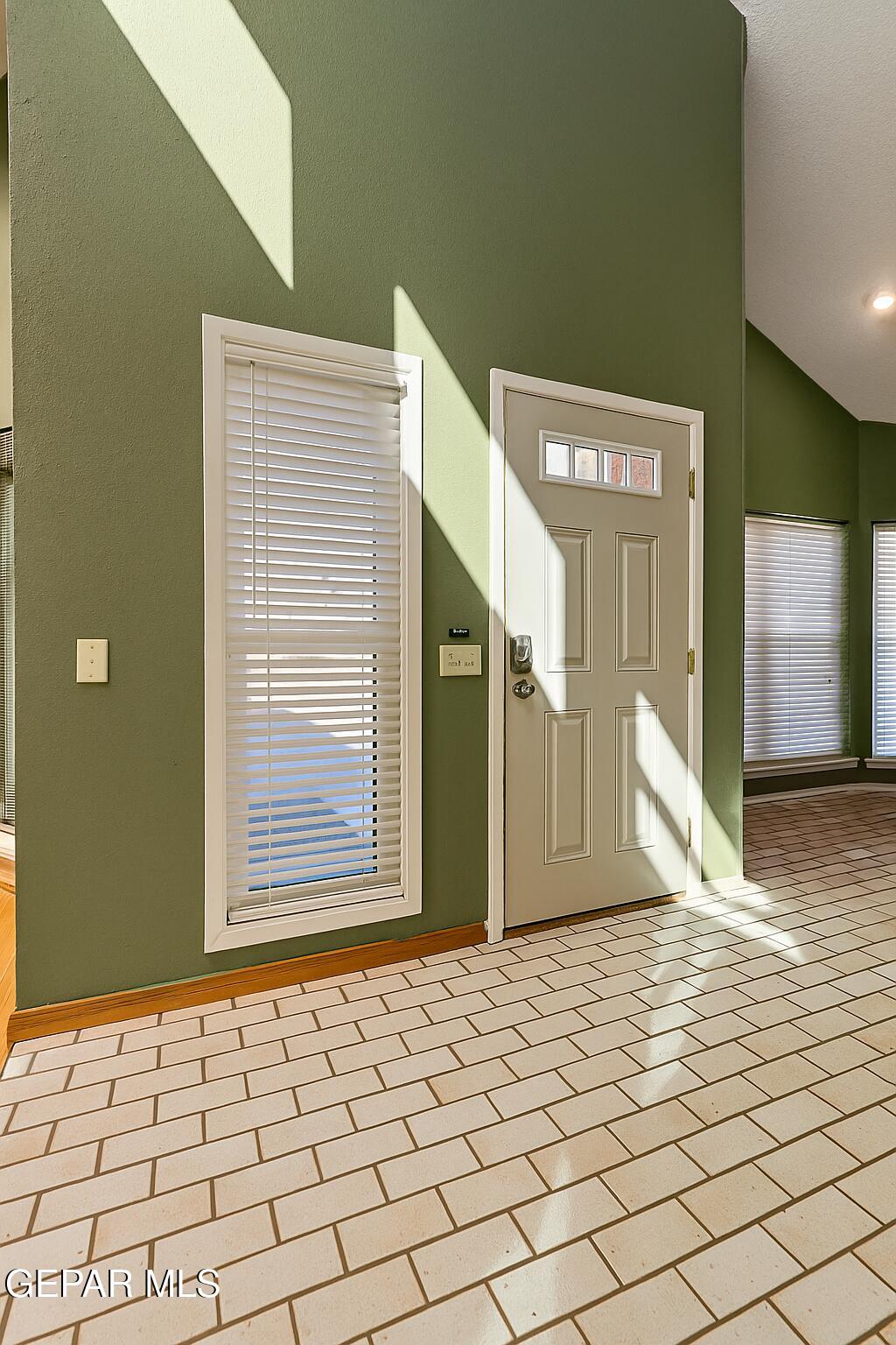 3238 Stone Edge Road El Paso, TX 79904 - Photo 5 of 66 ChatGPT Image Nov 13, 2025, 04_38_21 PM