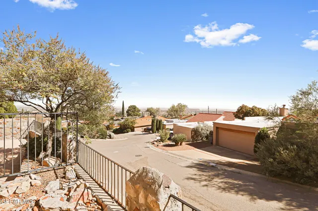 $465,000 | 3238 Stone Edge Road, El Paso, TX 79904