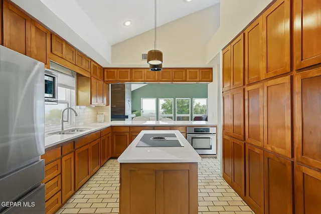 $465,000 | 3238 Stone Edge Road, El Paso, TX 79904