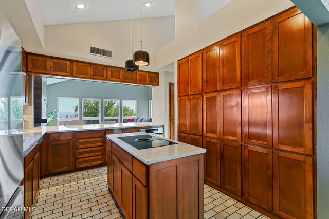 $465,000 | 3238 Stone Edge Road, El Paso, TX 79904