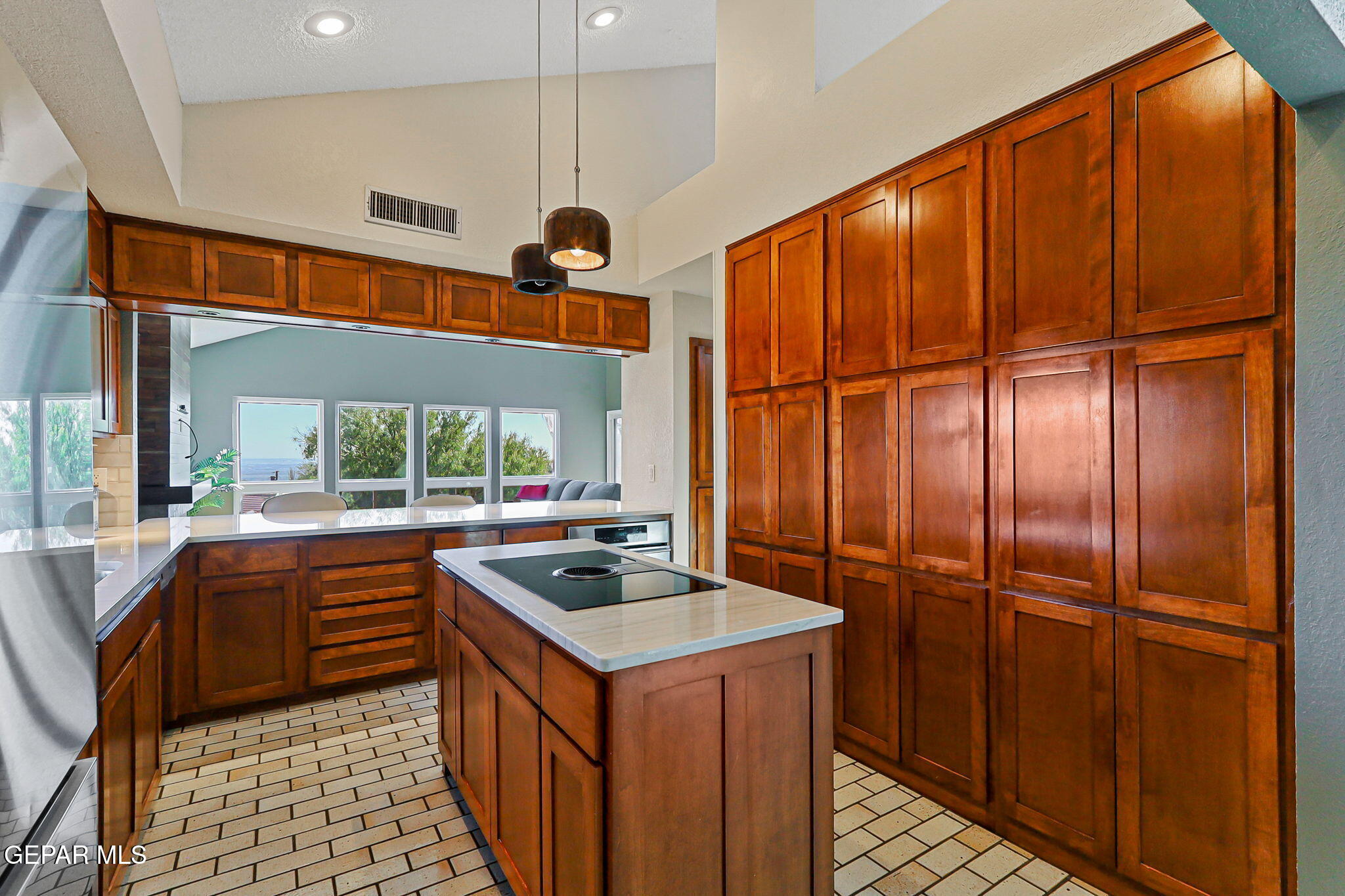 3238 Stone Edge Road El Paso, TX 79904 - Photo 9 of 66 10-web-or-mls-IMG_5814