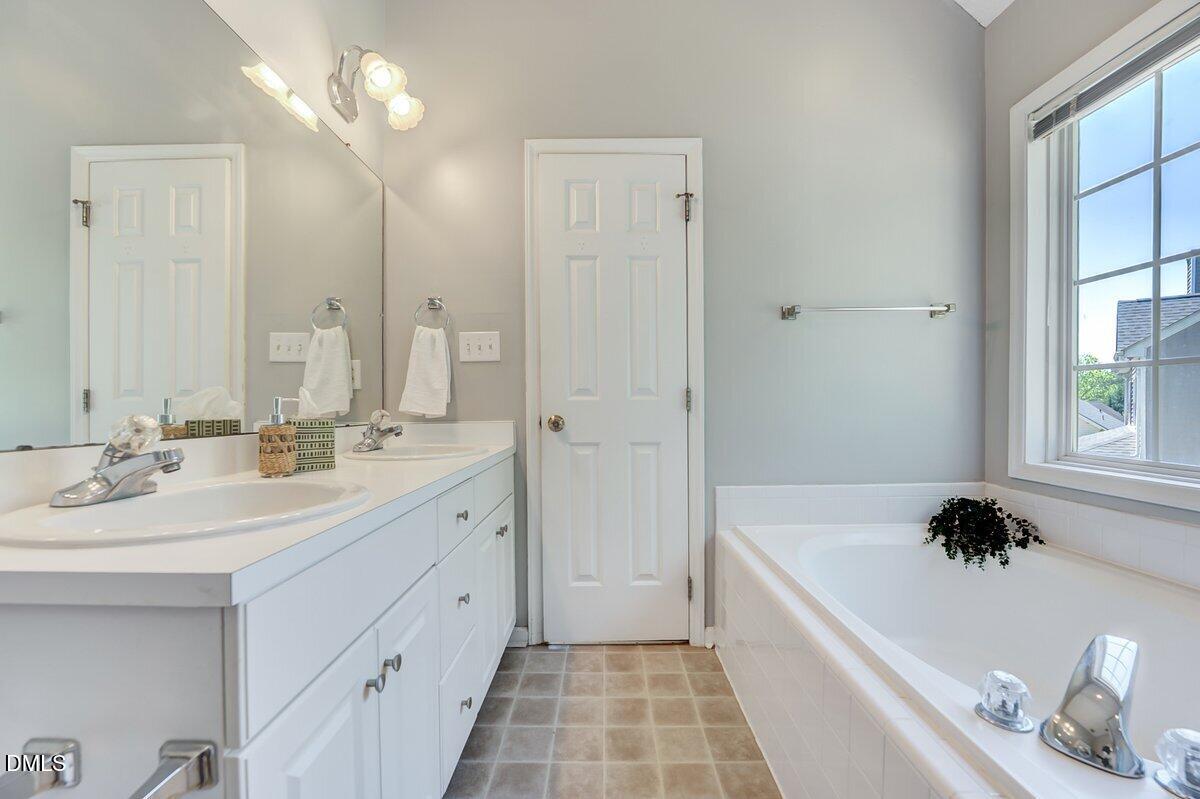 4804 Morecambe Way Apex, NC 27539 - Photo 30 of 42 4804 Morecambre Wy-30