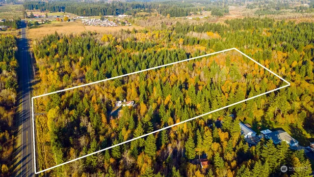 a view of a lake view