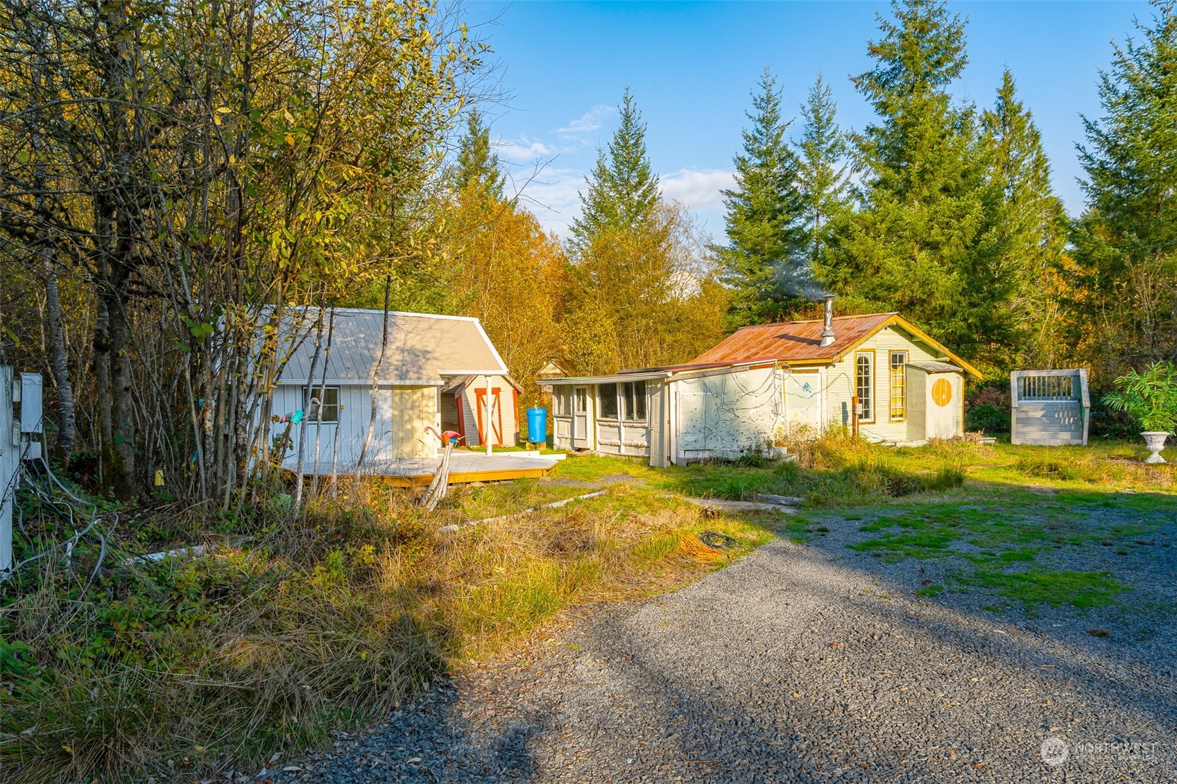 207 Meier Road Winlock, WA 98596 - Photo 27 of 33 a house view with a outdoor space