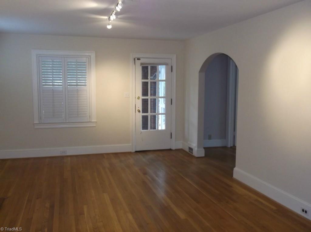 2804 Polo Road Winston-Salem, NC 27106 - Photo 3 of 17 Living Room