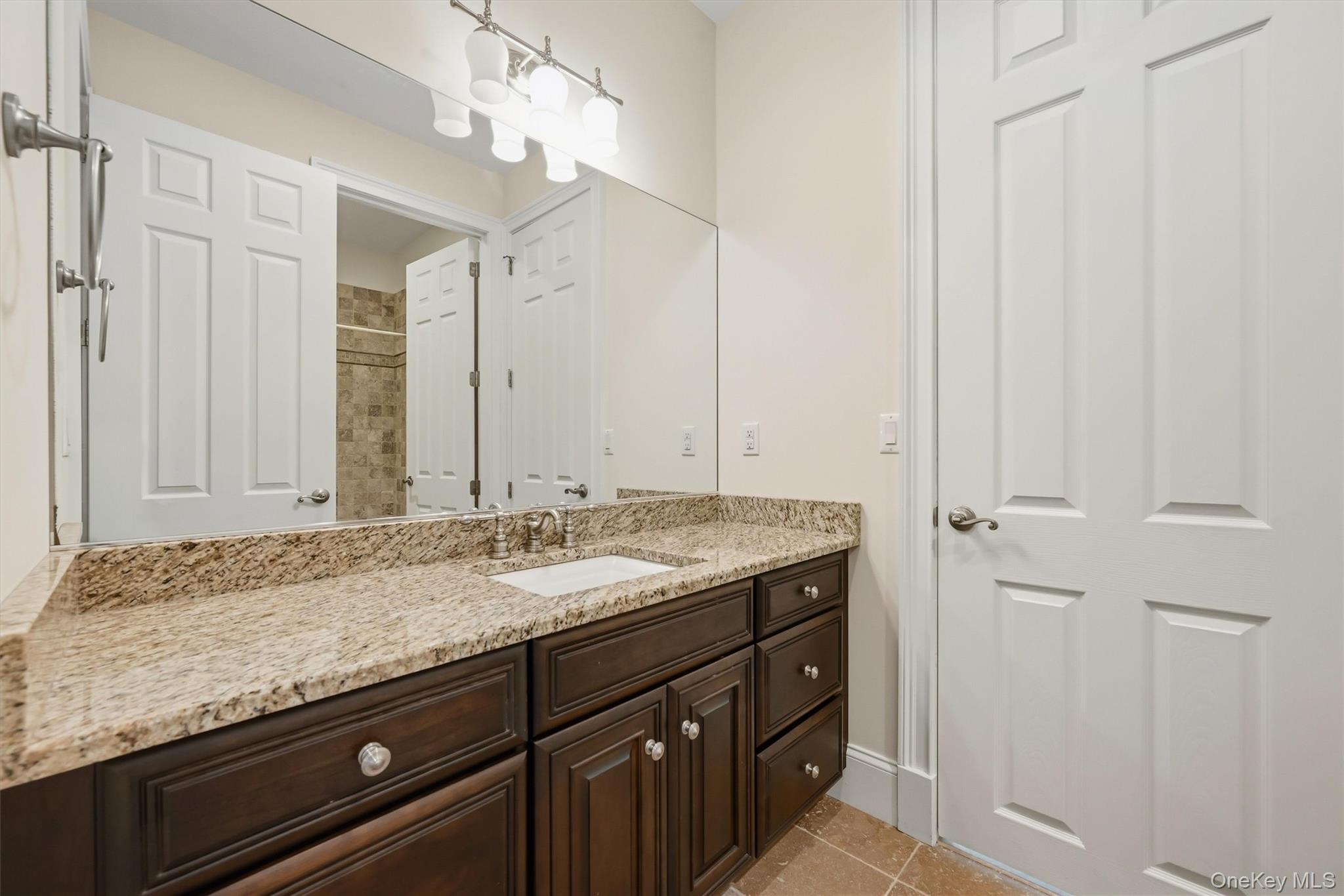 11 Manno Farm Road Warwick, NY 10990 - Photo 32 of 47 Ensuite