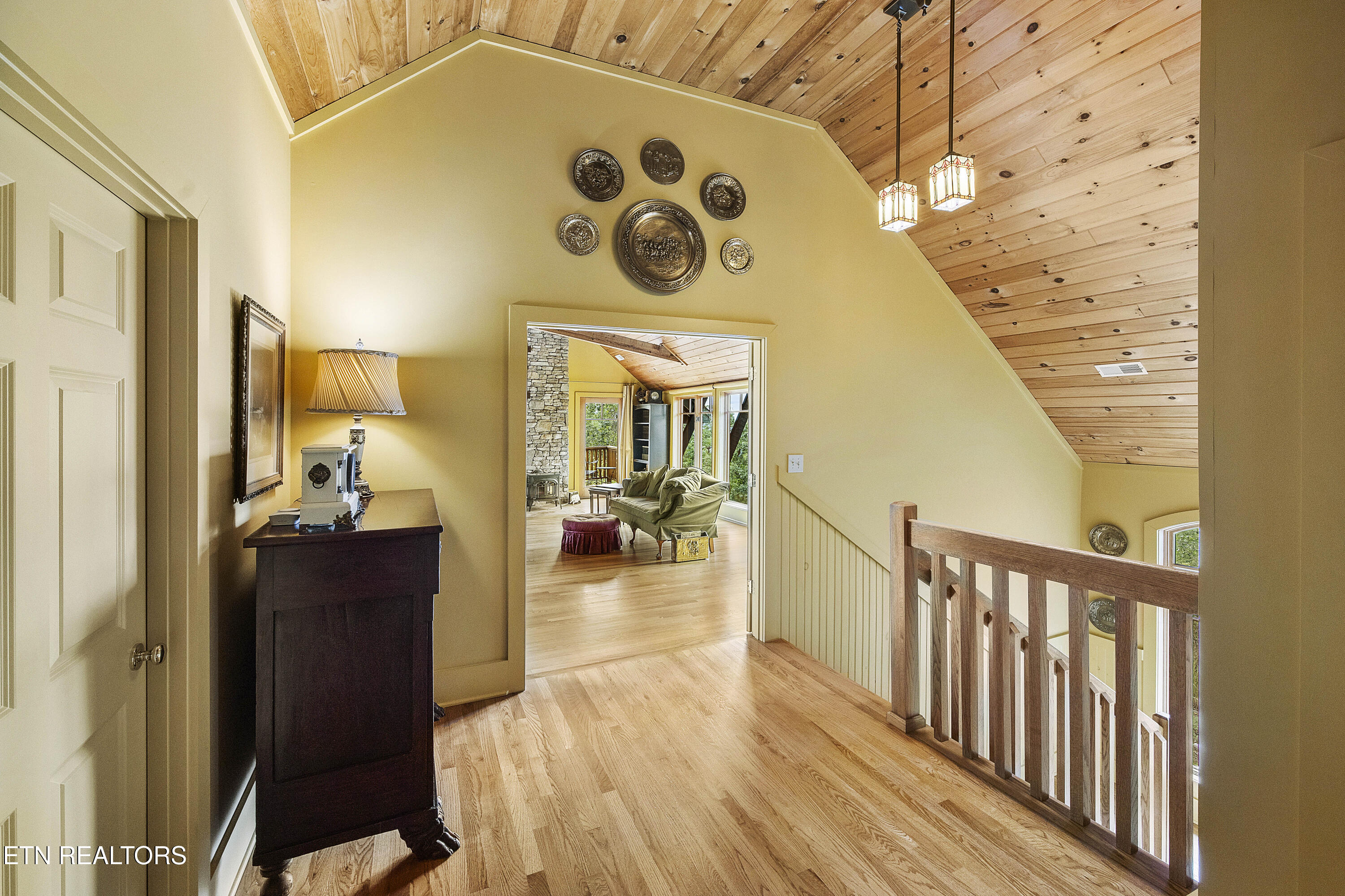 225 Eagle Ridge Road Kingston, TN 37763 - Photo 16 of 47 F1_L40A5596