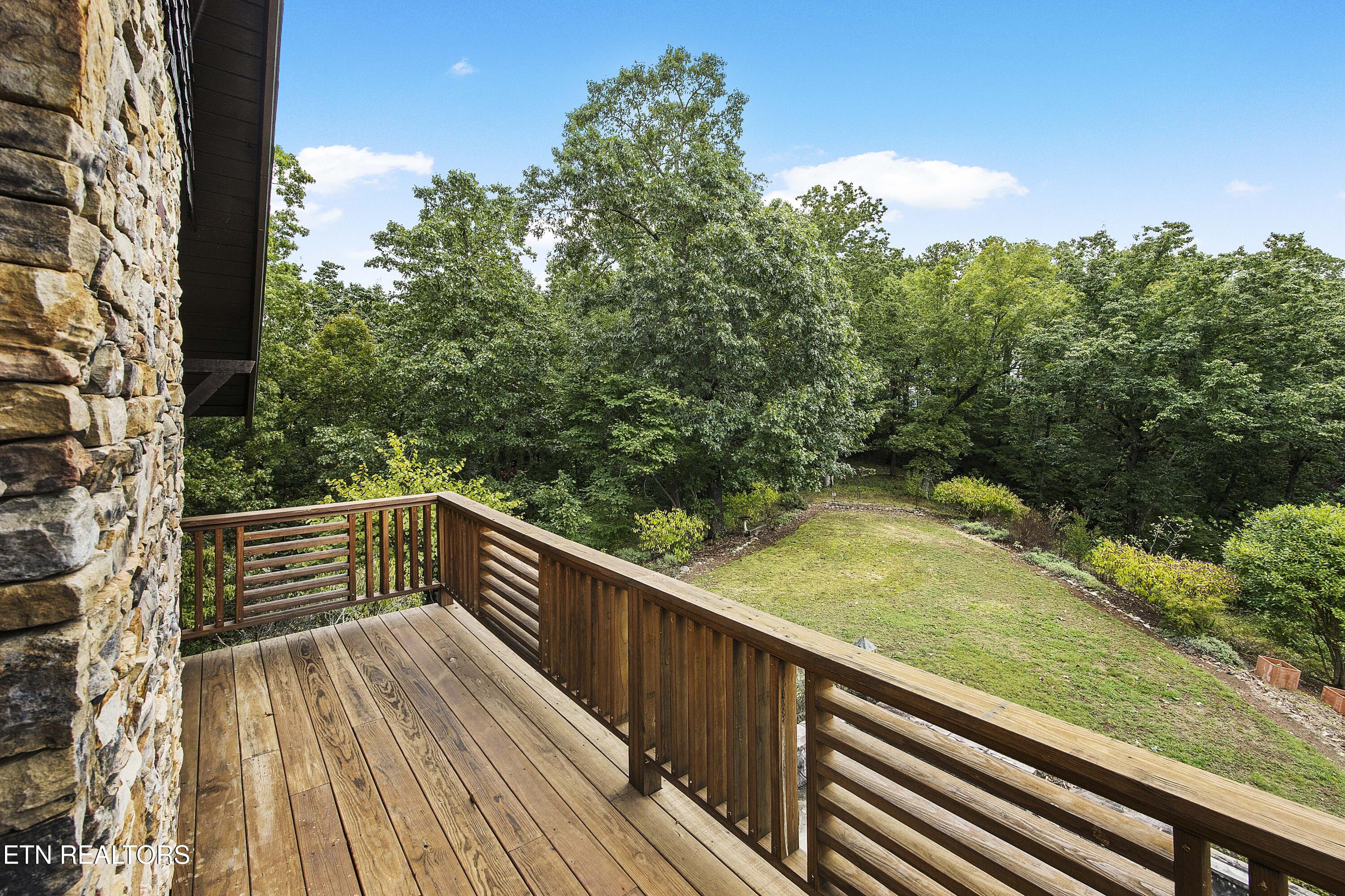 225 Eagle Ridge Road Kingston, TN 37763 - Photo 27 of 47 I3_L40A5593