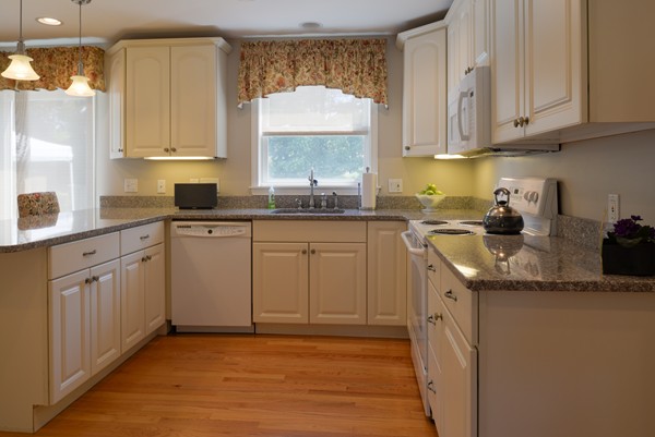 10 Locksley Road Danvers, MA 01923 - Photo 10 of 16 Gallery Image 10
