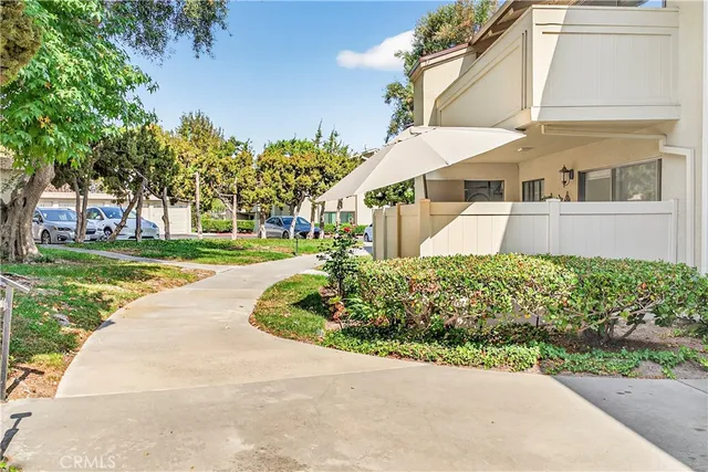 $620,000 | 15920 Alta Vista Drive, Unit 2C, La Mirada, CA 90638
