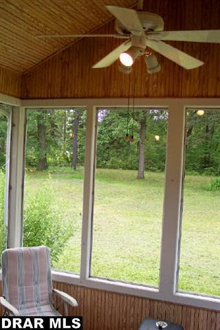 17680 Beech Daly Road Romulus, MI 48174 - Photo 9 of 12 20016296-8.JPG