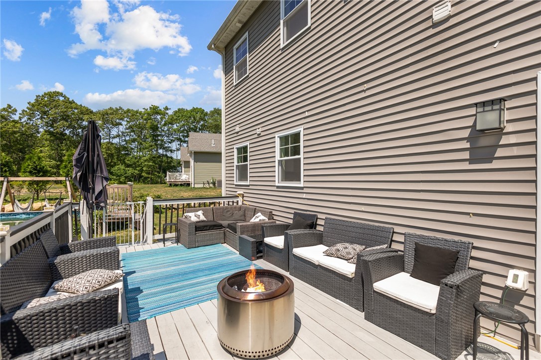78 Harbor Ridge Lane Tiverton, RI 02878 - Photo 37 of 46