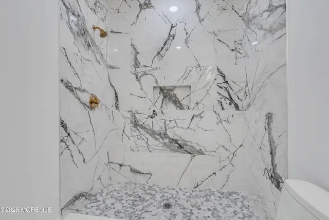 $5,600 | 22 Meadow Lane, West Long Branch, NJ 07764