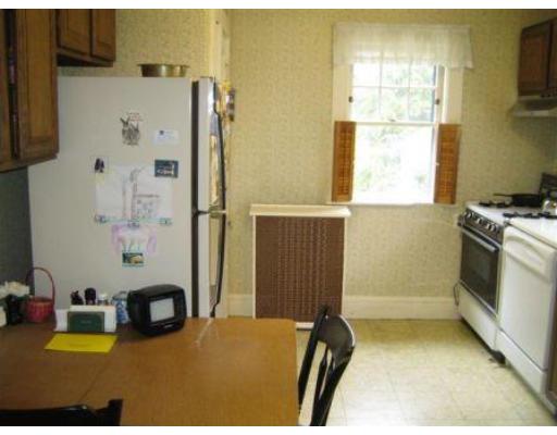 26 Cleveland Road Wellesley, MA 02481 - Photo 7 of 9
