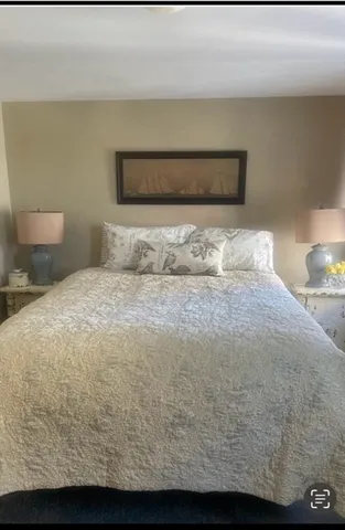 $2,950 | 24 Pond Street, Unit 1, Marblehead, MA 01945