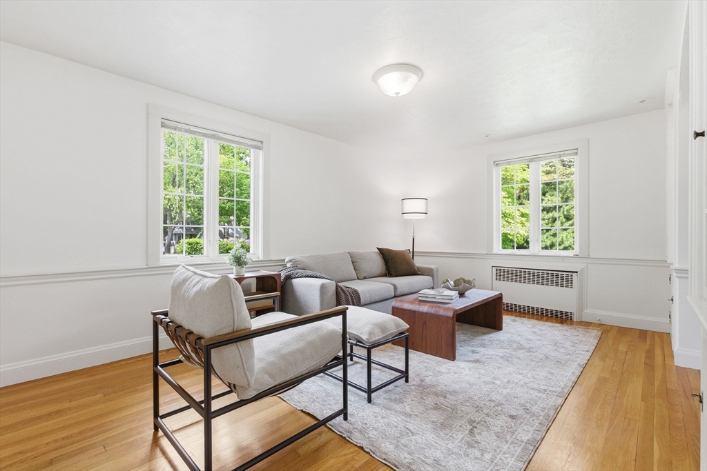 127 Larchmont Road Melrose, MA 02176 - Photo 15 of 42