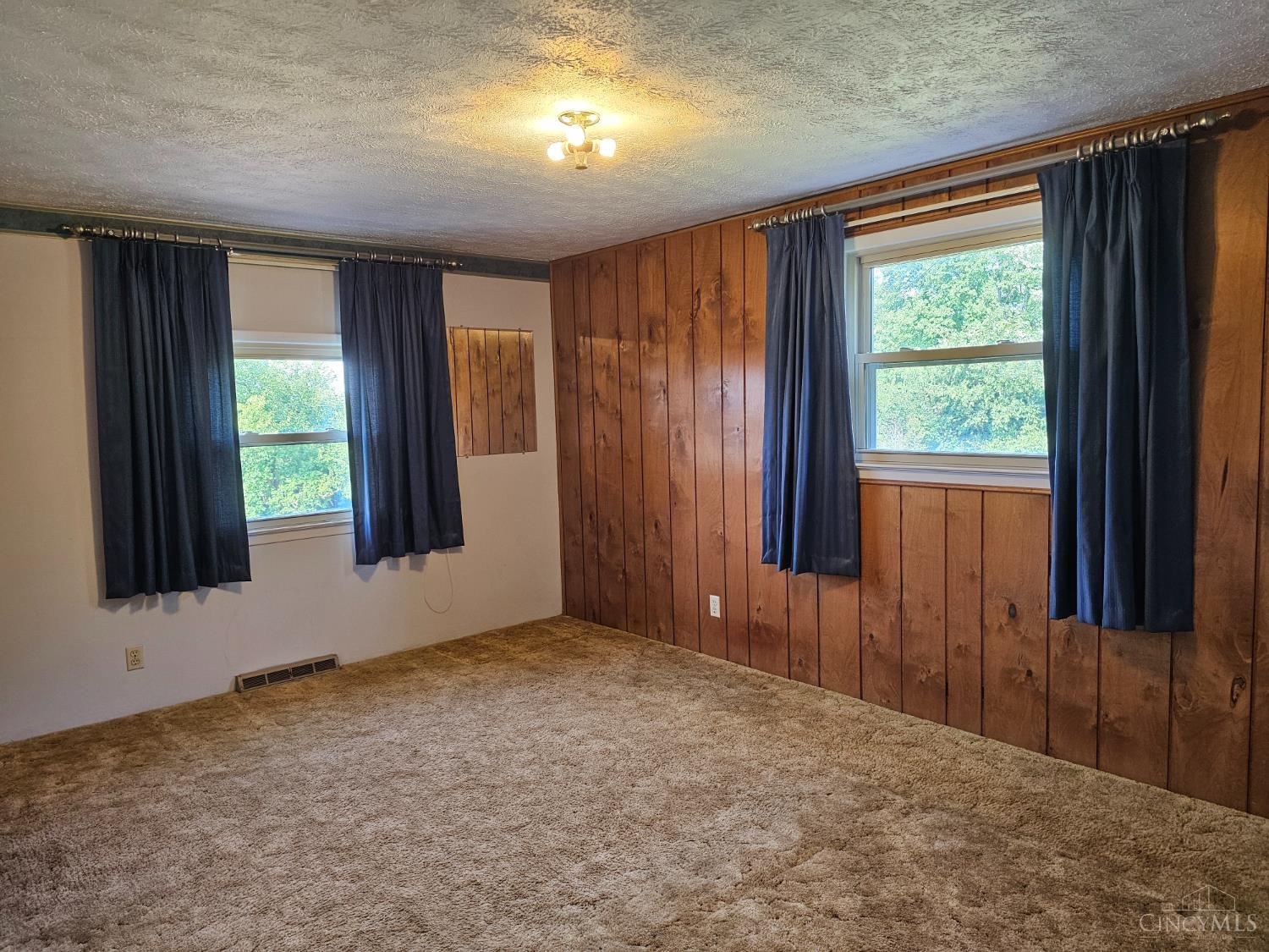 9773 West Road Harrison, OH 45030 - Photo 23 of 50 2nd bedroom
