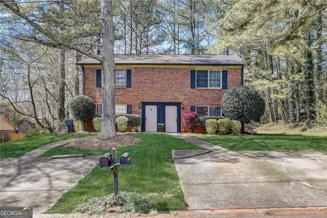 $1,250 | 334 Lexington Drive, Lawrenceville, GA 30046