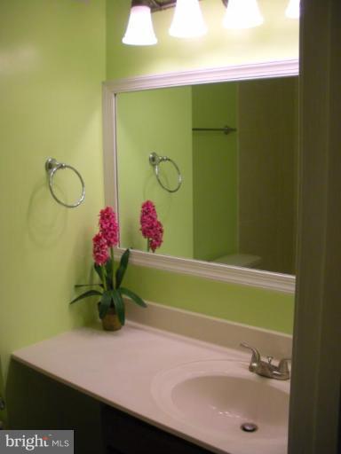 13724 Lockdale Road Silver Spring, MD 20906 - Photo 24 of 30 Bedroom #1