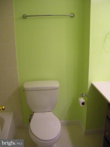 13724 Lockdale Road Silver Spring, MD 20906 - Photo 25 of 30 Bath #1